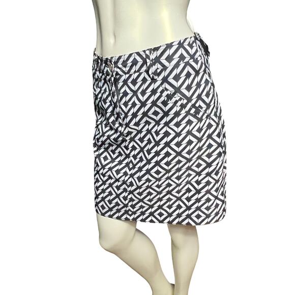 N'vo by Lancot Women's Black and White Geometric Print Skirt Size 4 - Picture 3 of 13